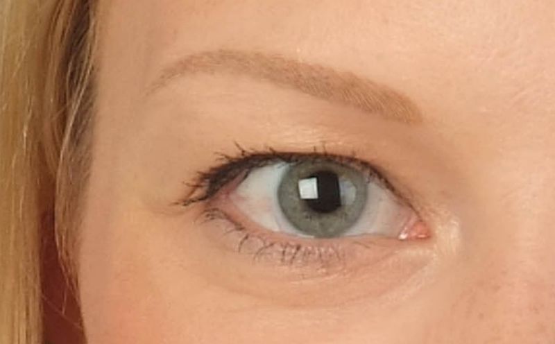Nach der zweiten Augenbrauenbehandlung